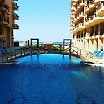Beachfront 1Br - Pool - Sea View - Parking - A C