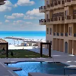 Beachfront 1Br - Pool - Sea View - Parking - A C