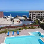 شاليه في كمبوند The View