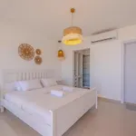 Modern 2-Bedroom Penthouse G-Cribs Pool View