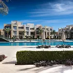 Jazzy 1Bdr W Outdoor Pool View Terrace Free Pool & Beach Access