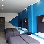 Marina Square Hostel