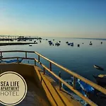 Aquarium Hotel