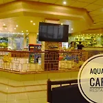 Aquarium Hotel