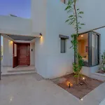 Light-Filled 4-Bedroom Villa In Tawila, El Gouna. Jacuzzi & Lagoon