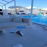 Hurghada Vip Selina 1 Bed Long Or Short
