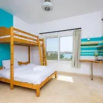 Beautiful 4 Bedroom White Villa With Heated Pool