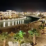 Lagoonfront Easy 1Bdr Swan Lake El Gouna