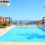 One-Bedroom Apartment Seaview