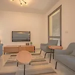 Modern 1-Bedroom Apartment In G-Cribs, El Gouna, Pool Access