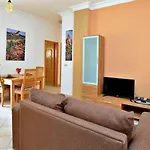 Iris Holiday Apartment