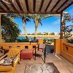 West Golf Appartement