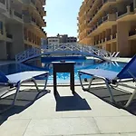 Luxury Front Sea View Apartment In Hurghada