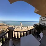 Luxury Front Sea View Apartment In Hurghada
