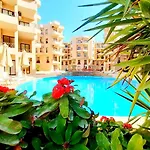 Aqua Tropical Resort Next To Al Gouna 4 0 1