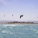 Mangroovy- Sensational 1Br Sea & Kite View