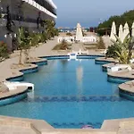 Captain Resort