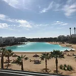 El Gouna Swan Lake I Direct Lake View I 3 Master Bedrooms Chalet