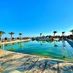 Davinci Beach Hotel