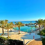 Davinci Beach Hotel