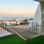 Cordoba Sea View Apartment With Open Air Jacuzzi At Mastaba