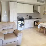 Mangroovy - 2Br Prodigious Ground Pool & Sea View