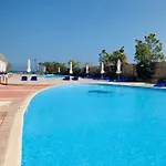 Harmony Sunny Chalet With Wi-Fi