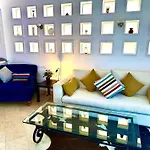 South Marina Apartment Ms10 Wi-Fi Available
