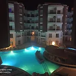 Aqua Palms Resort -Lovely Studio