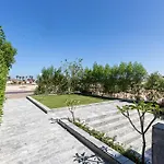 Sola Inn