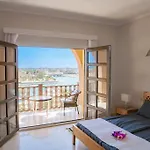 2-Br Penthouse With Roof Terrace In Abu Tig Marina
