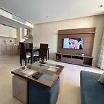 2 Bedroom Mangroovy