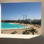 El Gouna Swan Lake I Direct Lake View I 3 Master Bedrooms Chalet