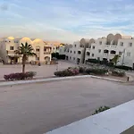 Makadi Heights Luxury Apartment