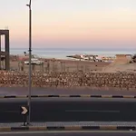 أستوديو فندقى للإيجار اليومى أمام فندق هيلتون بلازا
