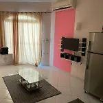 One Bedroom Apt In The Middle Of The City