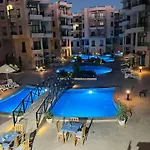 Tropical 1 Bed Apartment