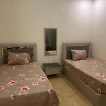 Apartment 2 Bedroom And 2 Bathroom Pool View At Mirage Bay