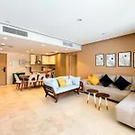 Balanced & Bright 2 Bdr Mangroovy Free Pool & Beach Access