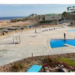 Azzurra Sahl Hasheesh