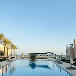 Mangroovy - Elgouna Authentic Designer Shared Home 2 Bdr Each With Private Bathroom For Kitesurfers With Pool View & Beach Access