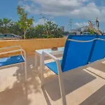 Mangroovy - Spacious Boho 2 Bedroom Pool View