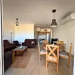 Somabay Breezy Elegance 3Br Apartment