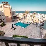 Azzurra Sahl Hasheesh