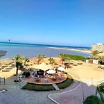 Royal Beach D242