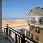 Aqua Blue Bay Beachfront 1 Bed Apt Near El Gouna