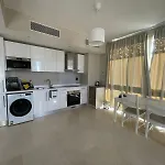 Sea View With Free Beach Access One Bedroom Apartment , Mangroovy-Gouna