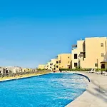 Luxury 1 Bedroom Flat With Garden