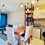 Luxury 1 Bedroom Flat With Garden