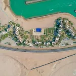 Gouna Retreat 2Br Apt Waterside Hot Tub & Pool
